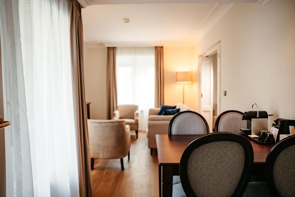Grand Hotel Karel V Ουτρέχτη Εξωτερικό φωτογραφία A suite at the Hotel