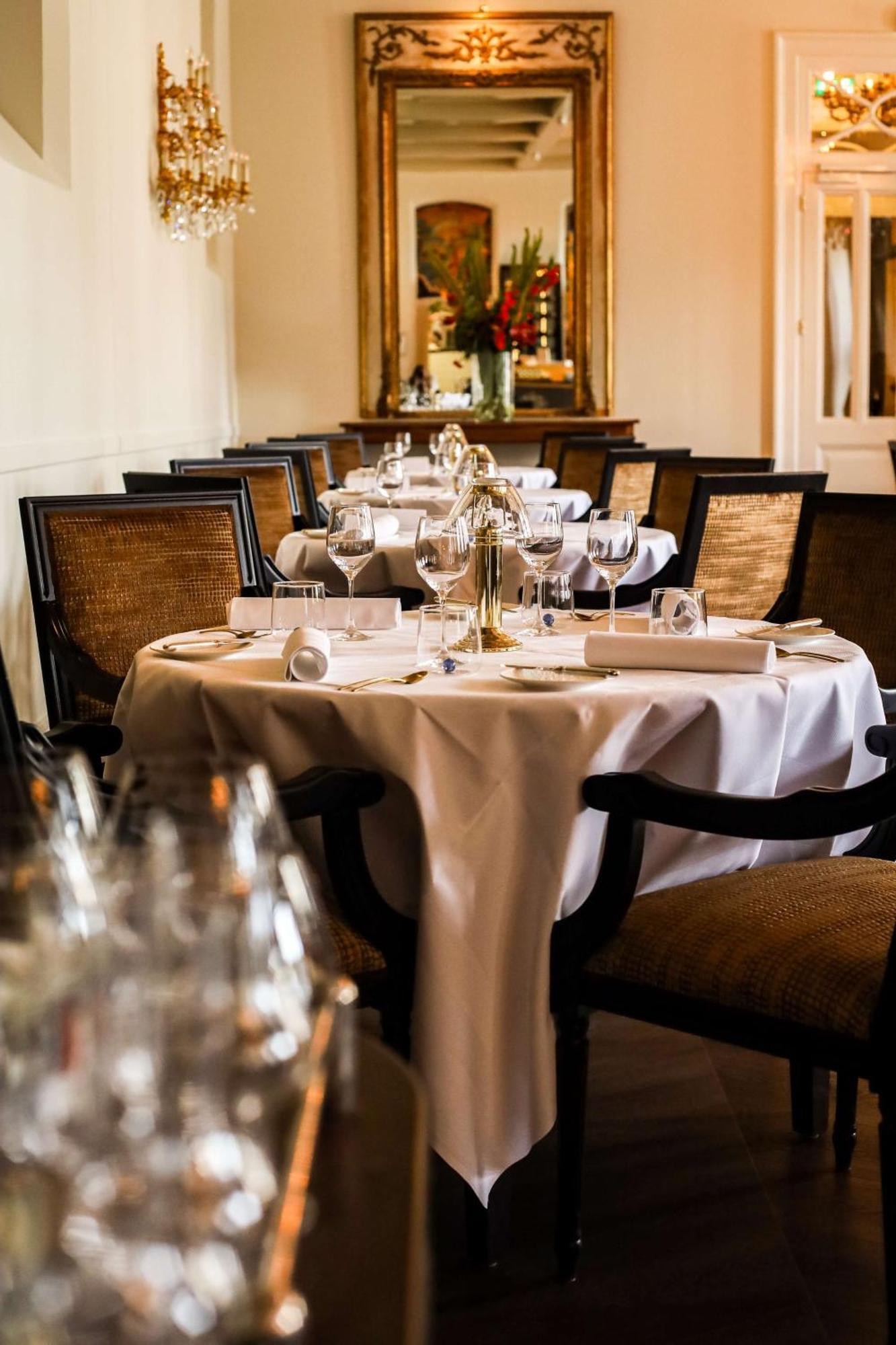Grand Hotel Karel V Ουτρέχτη Εξωτερικό φωτογραφία The Long Room at the Reform Club