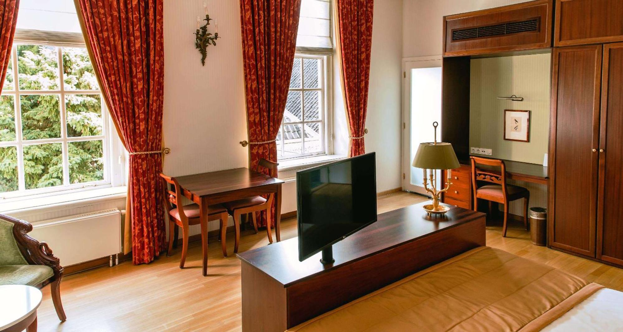 Grand Hotel Karel V Ουτρέχτη Εξωτερικό φωτογραφία A room at the residence