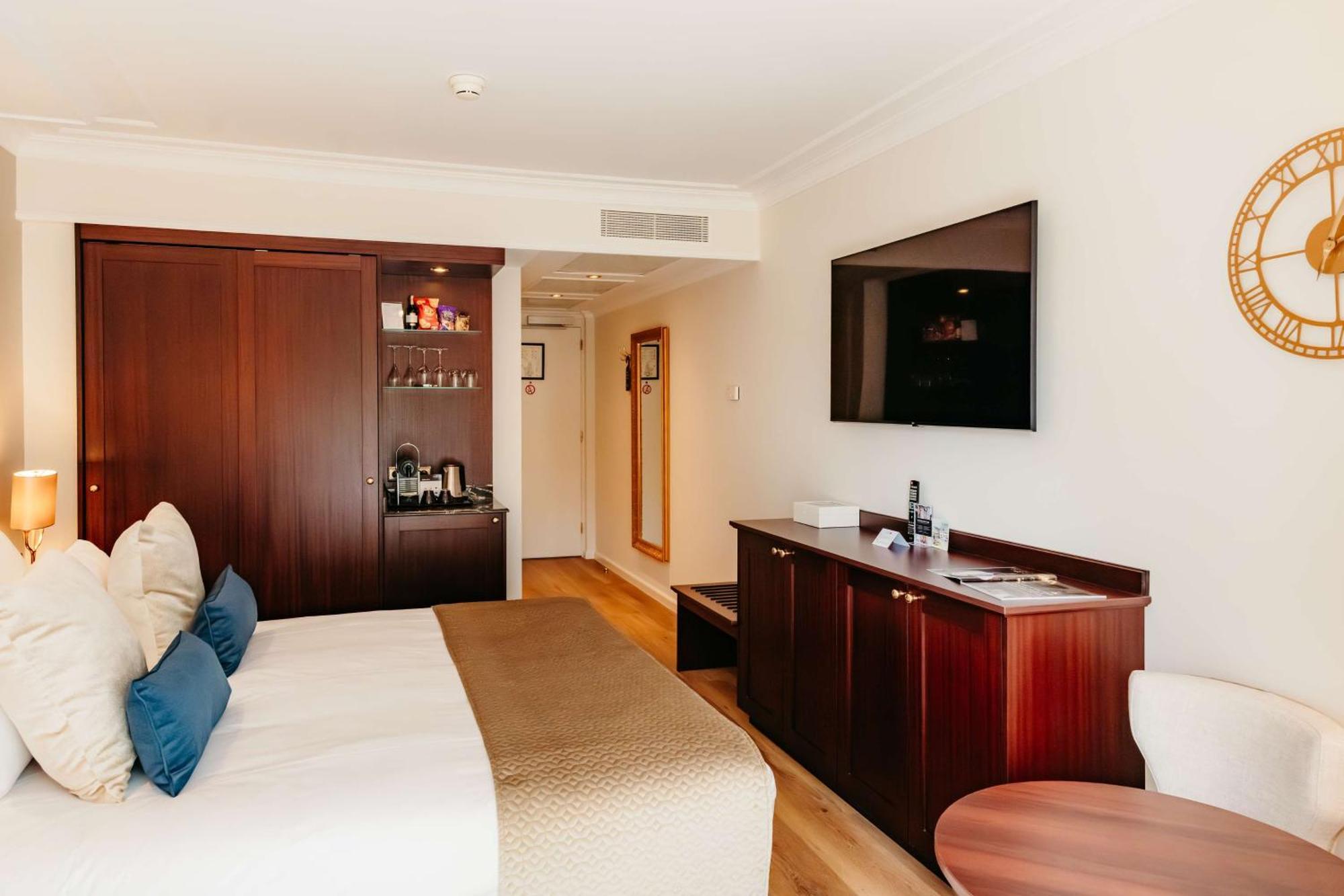 Grand Hotel Karel V Ουτρέχτη Εξωτερικό φωτογραφία A room at the hotel