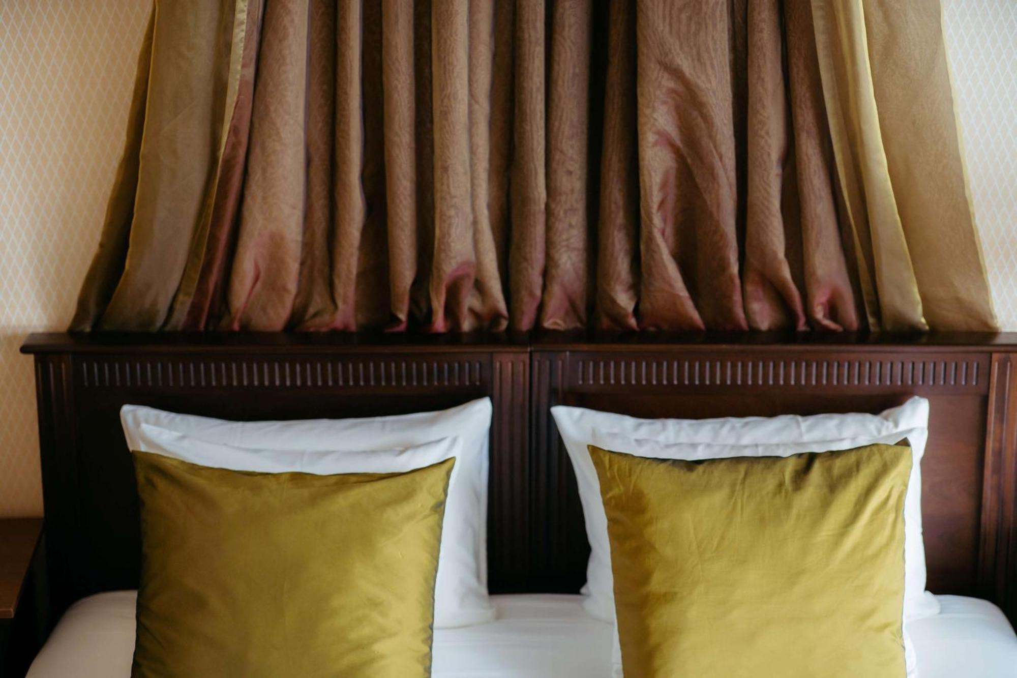 Grand Hotel Karel V Ουτρέχτη Εξωτερικό φωτογραφία Pillows